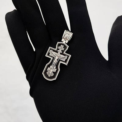 Хрести з ебеновим деревом