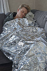 Рятувальна теплова ковдра космічне покривало термоодеяло з фольги майлара, фото 4