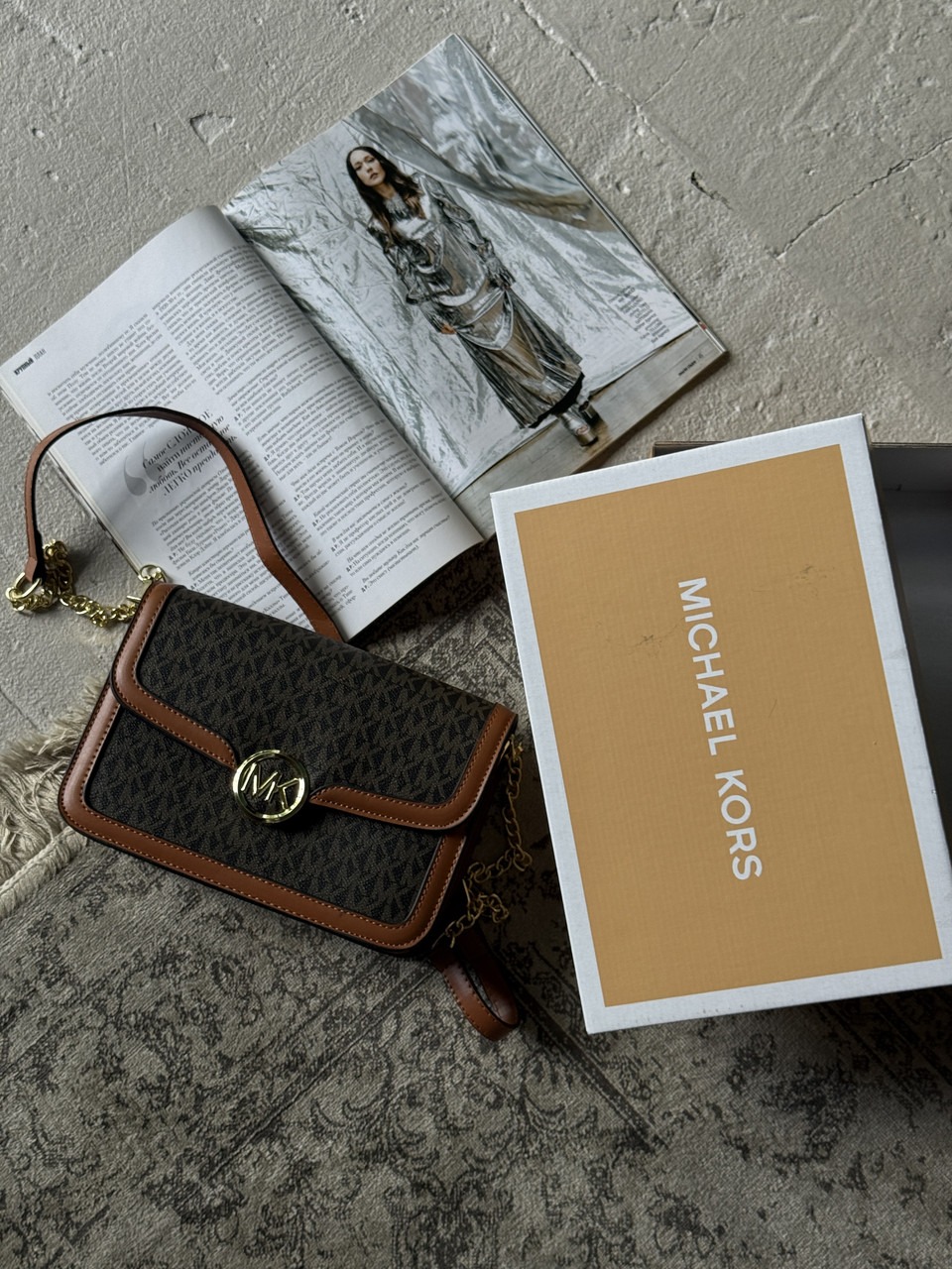 Сумка Michael Kors Jessie Small Signature Crossbody Bag коричневий, фото 1