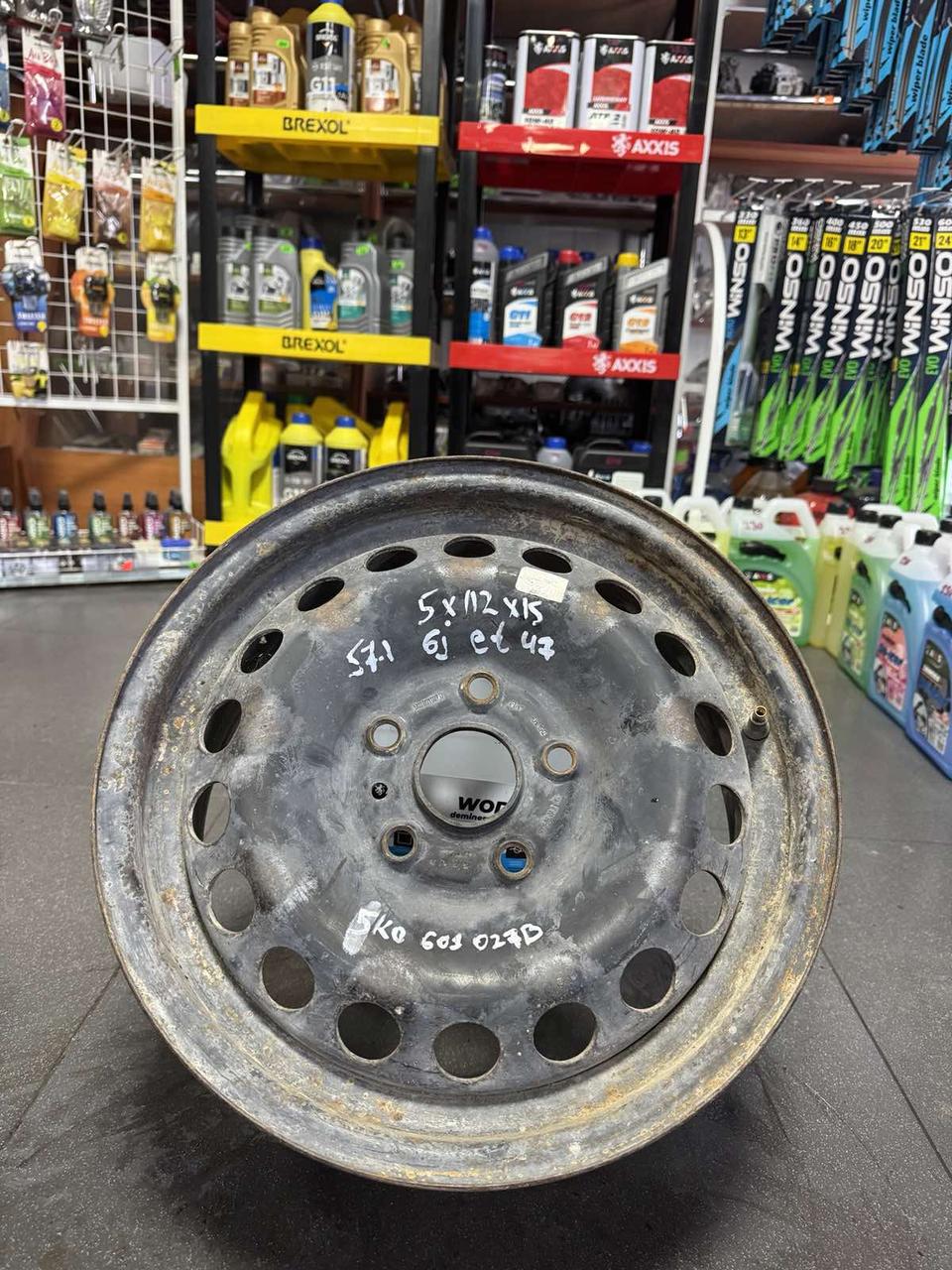 <p>Вітаю зацікавлених на авто розборці Чемпіон !!!<br />
 Предметом оголошення є Диск Металевий 5 112 R 15 6J Et47 Цо 57.1 Vw Audi Skoda Seat</p>
 
 <p>Ціна вказана за 1шт!<br />
 &nbsp;</p>
 
 <p>Детальні фото та інформація за телефоном 0973363743<br />
 Відправка по усій Україні за передоплатою на транспортні витрати<br />
 Більш детальні фото надсилаємо на вайбер<br />
 Запрошуємо до перегляду інших оголошень</p> — фото 1