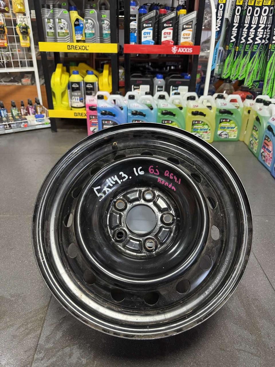 <p>Вітаю зацікавлених на авто розборці Чемпіон !!!<br />
 Предметом оголошення є Диск Металевий 5 114.3 R 16 6J Цо 64.1 Honda</p>
 
 <p>Ціна вказана за 1шт!<br />
 &nbsp;</p>
 
 <p>Детальні фото та інформація за телефоном 0973363743<br />
 Відправка по усій Україні за передоплатою на транспортні витрати<br />
 Більш детальні фото надсилаємо на вайбер<br />
 Запрошуємо до перегляду інших оголошень</p> — фото 1