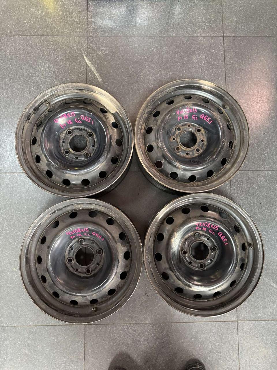 <p>Вітаю зацікавлених на авто розборці Чемпіон !!!<br />
 Предметом оголошення є Диск Металевий 4 108 R 15 6J Et18 Цо 65.1 2150740</p>
 
 <p>Ціна вказана за 1шт!<br />
 &nbsp;</p>
 
 <p>Детальні фото та інформація за телефоном 0973363743<br />
 Відправка по усій Україні за передоплатою на транспортні витрати<br />
 Більш детальні фото надсилаємо на вайбер<br />
 Запрошуємо до перегляду інших оголошень</p> — фото 2