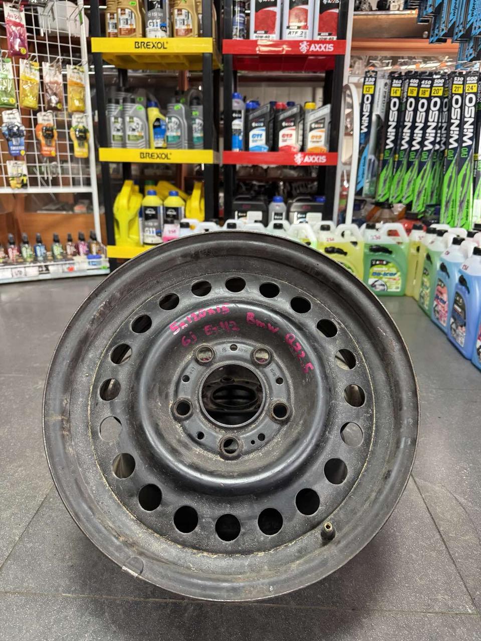 <p>Вітаю зацікавлених на авто розборці Чемпіон !!!<br />
 Предметом оголошення є Диск Металевий 5 120 R 15 6J Et42 Цо 72.5 Bmw</p>
 
 <p>Ціна вказана за 1шт!<br />
 &nbsp;</p>
 
 <p>Детальні фото та інформація за телефоном 0973363743<br />
 Відправка по усій Україні за передоплатою на транспортні витрати<br />
 Більш детальні фото надсилаємо на вайбер<br />
 Запрошуємо до перегляду інших оголошень</p> — фото 1