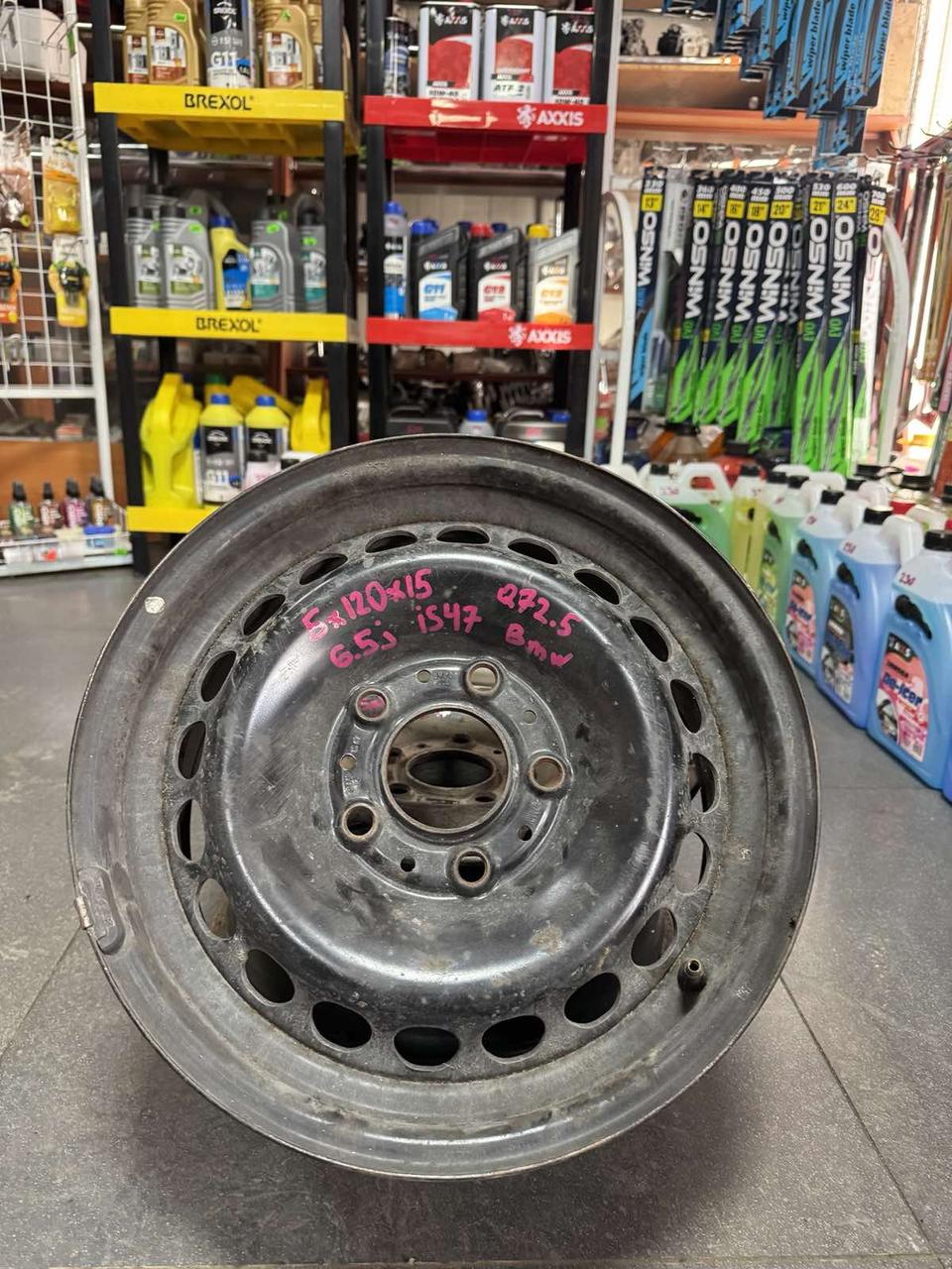 <p>Вітаю зацікавлених на авто розборці Чемпіон !!!<br />
 Предметом оголошення є Диск Металевий 5 120 R 15 6.5J Is47 Цо 72.5 Bmw</p>
 
 <p>Ціна вказана за 1шт!<br />
 &nbsp;</p>
 
 <p>Детальні фото та інформація за телефоном 0973363743<br />
 Відправка по усій Україні за передоплатою на транспортні витрати<br />
 Більш детальні фото надсилаємо на вайбер<br />
 Запрошуємо до перегляду інших оголошень</p> — фото 1