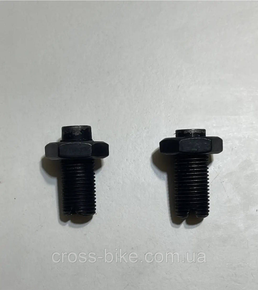 Регулювальні болти (гвинти) коромисла клапана R195, фото 1