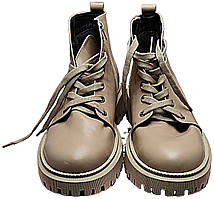 Жіночі черевики