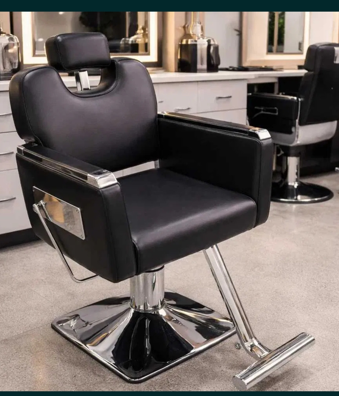 Перукарське крісло на гідравліці