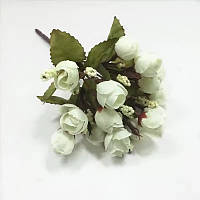 Букет міні бутонів троянд d 2 см (13-15 бутонів) висота букета 23 см. Колір —білий