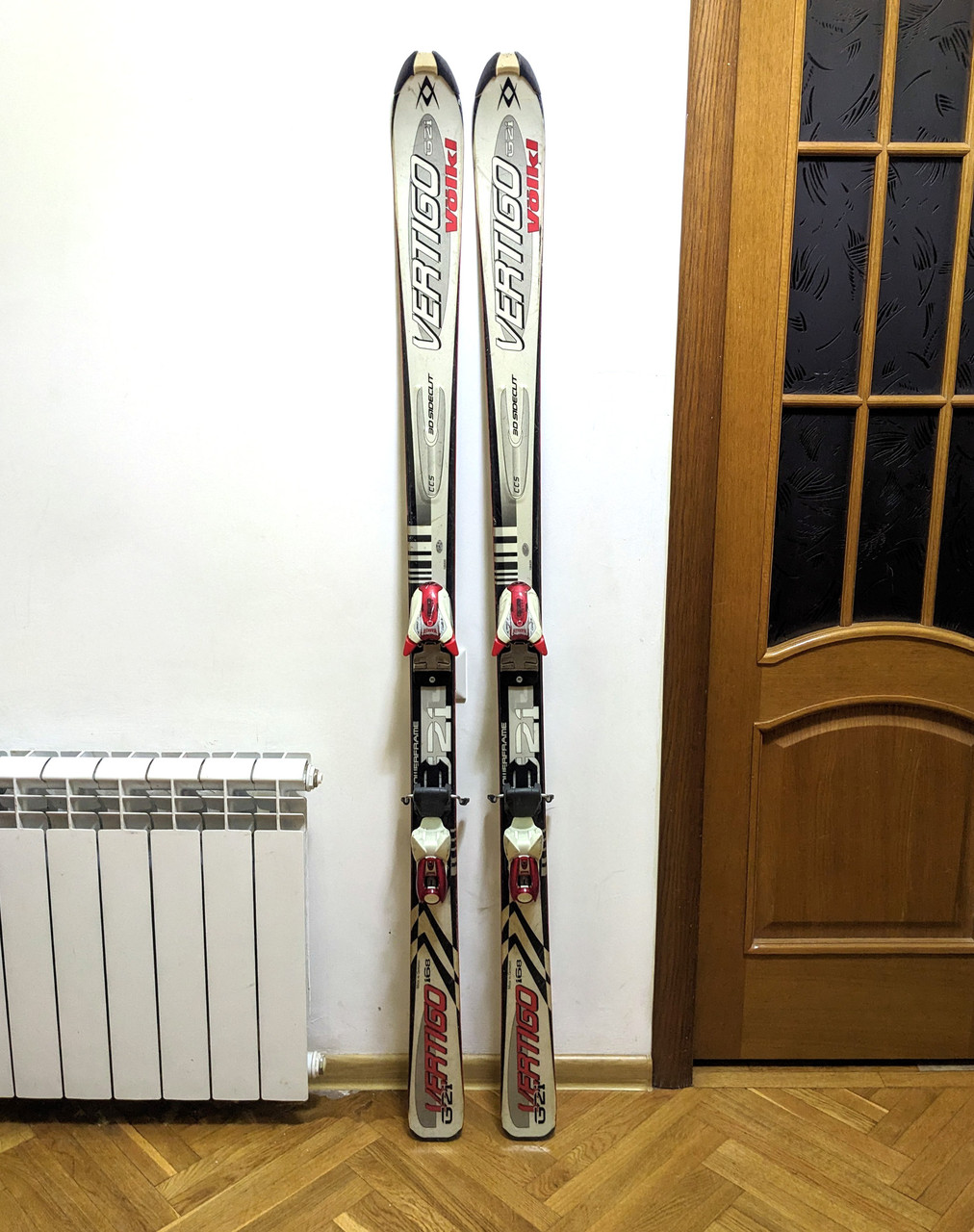 Лижі Voelkl Vertigo G21 довжина 165 см, добрий стан