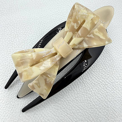 Заколка краб для волос французский пластик бантик кремового цвета с вкраплениями длина 13 см ширина 5 см, фото 1