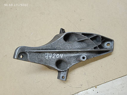 Лапа двигуна 2.5 TDS TD BMW E38 E39 E34 E36 000077204