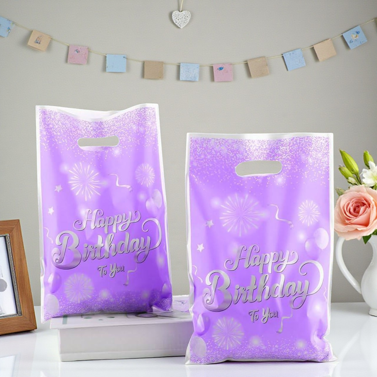 Стильні пакети для подарунків happy birthday з написом 16х25 см 10 шт дитячі подарункові пакети з днем ​​народження, фото 1