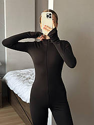 Жіночий комбінезон з блискавкою чорного кольору