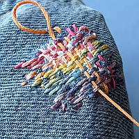 Сашико: як давнє японське мистецтво «маленьких проколів» рятує ваш гардероб