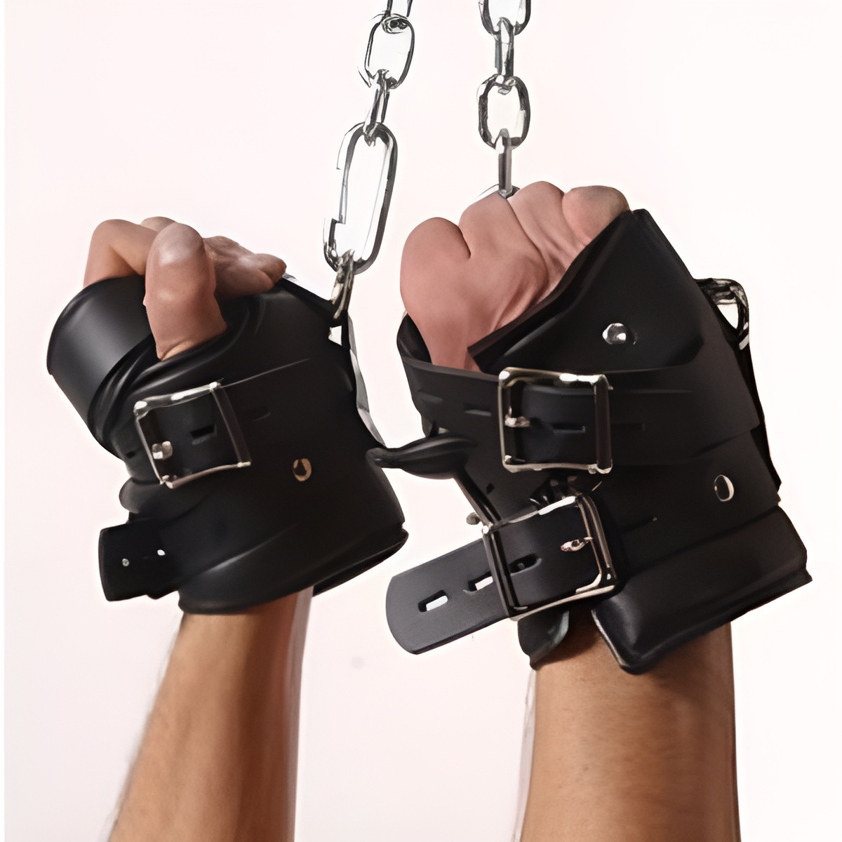 Манжети для фіксації в дії