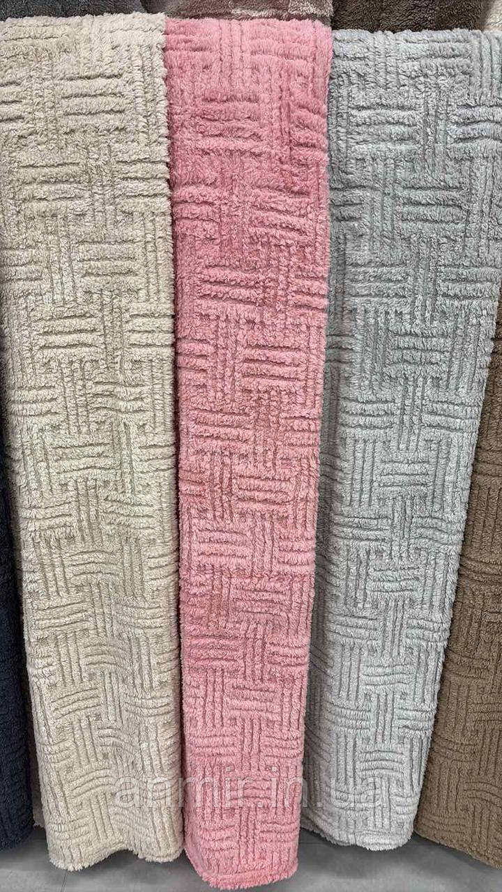 Покривало-плед на ліжко КВАДРАТИ товсте мікрофібра розмір 200х220 см, кольору міксом