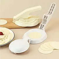 Пристрій для ліплення пельменів прес для тіста і вареників на кухні для швидкого приготування страв.