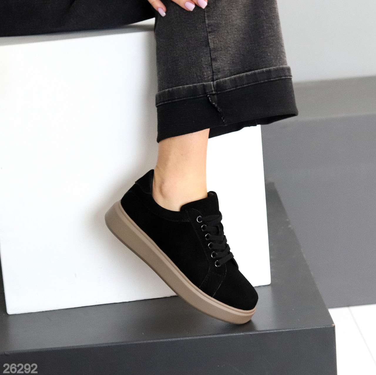 Мастхевні чорні кеди натуральна замша на бежевій підошві, фото 1