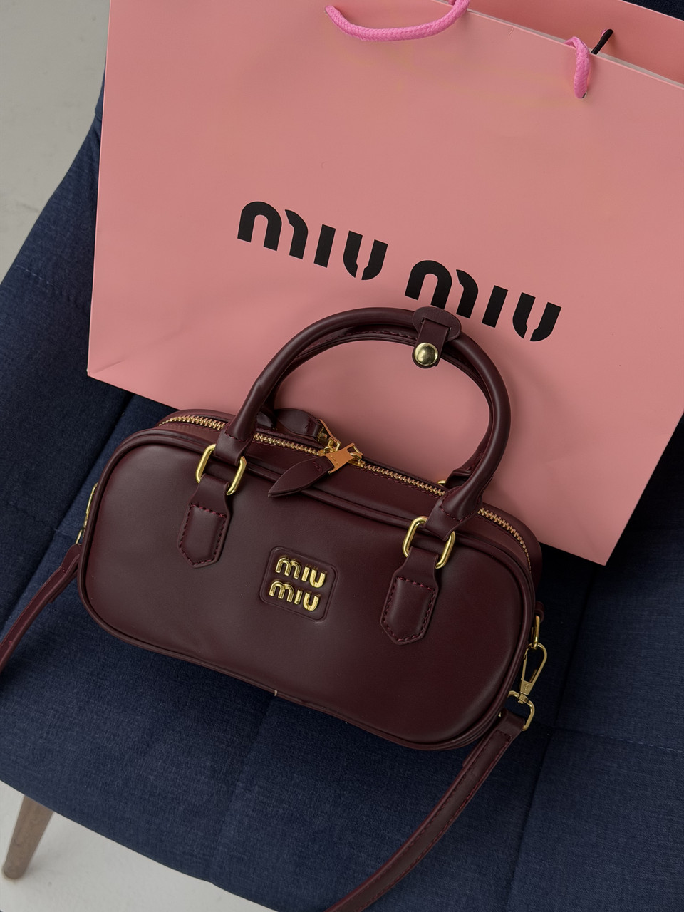 Сумка жіноча Miu Miu Arcadie Leather бордовий класичний через плече крос-боді Міу Міу, фото 1