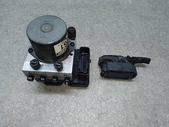 Блок ABS KIA SOUL PS 13-19 2.0 G4NC 2014 (б/у)