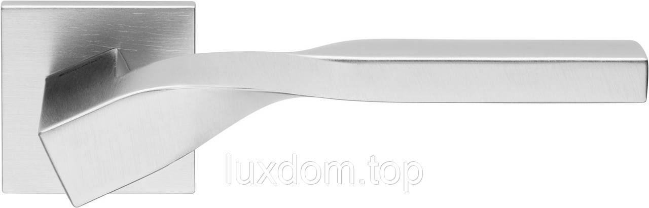 Ручка Linea Cali, Twist, на 88 квадратній розетці, хром матовий, фото 1