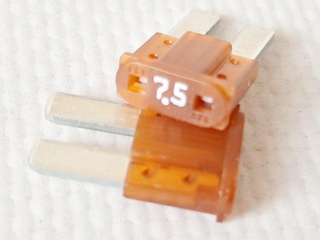 Запобіжник FR2 7,5A (Китай) FR2 7,5A, фото 1