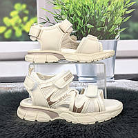 Босоніжки дитячі для дівчинки Jong Golf бежеві спортивного плану 5827