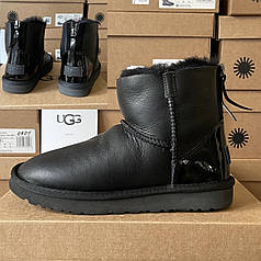 Ugg Mini Zip Black Lacquer 36