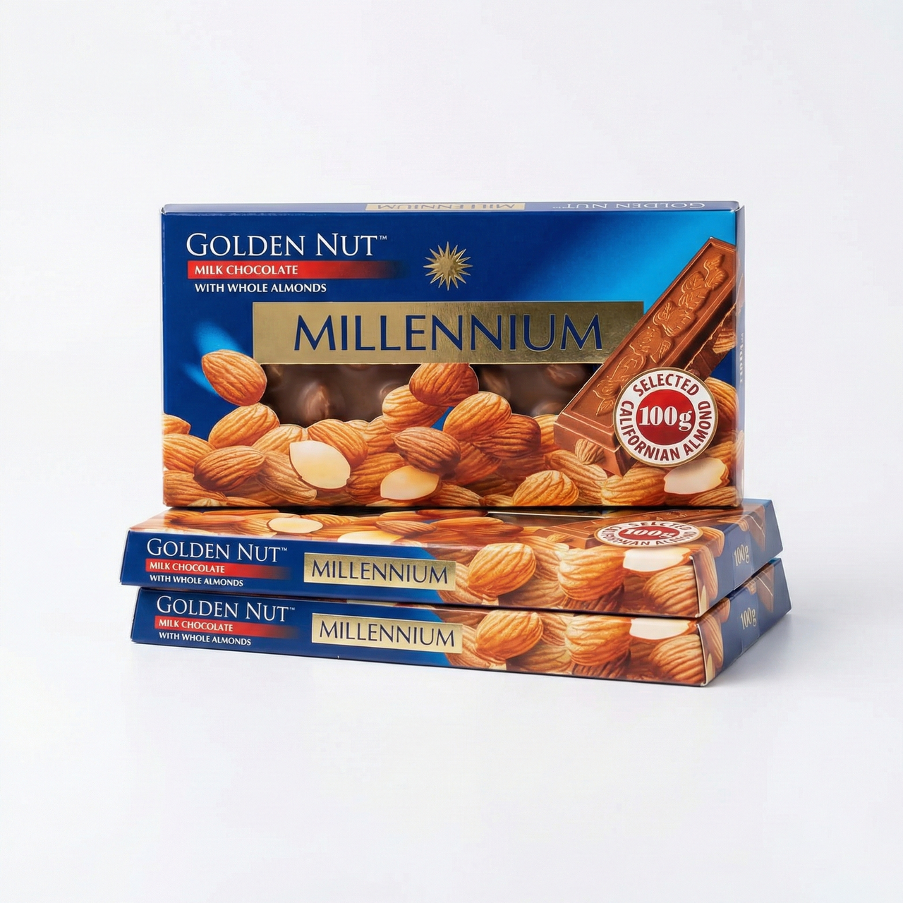 Набір шоколаду Millennium Golden Nut з цілим мигдалем (3 шт х 100 г). Молочний шоколад, фото 1