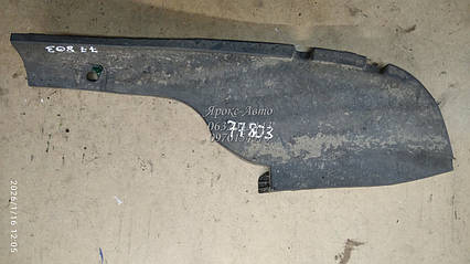 Бризк заднього бампера лівий Toyota Yaris 05-11 000077803