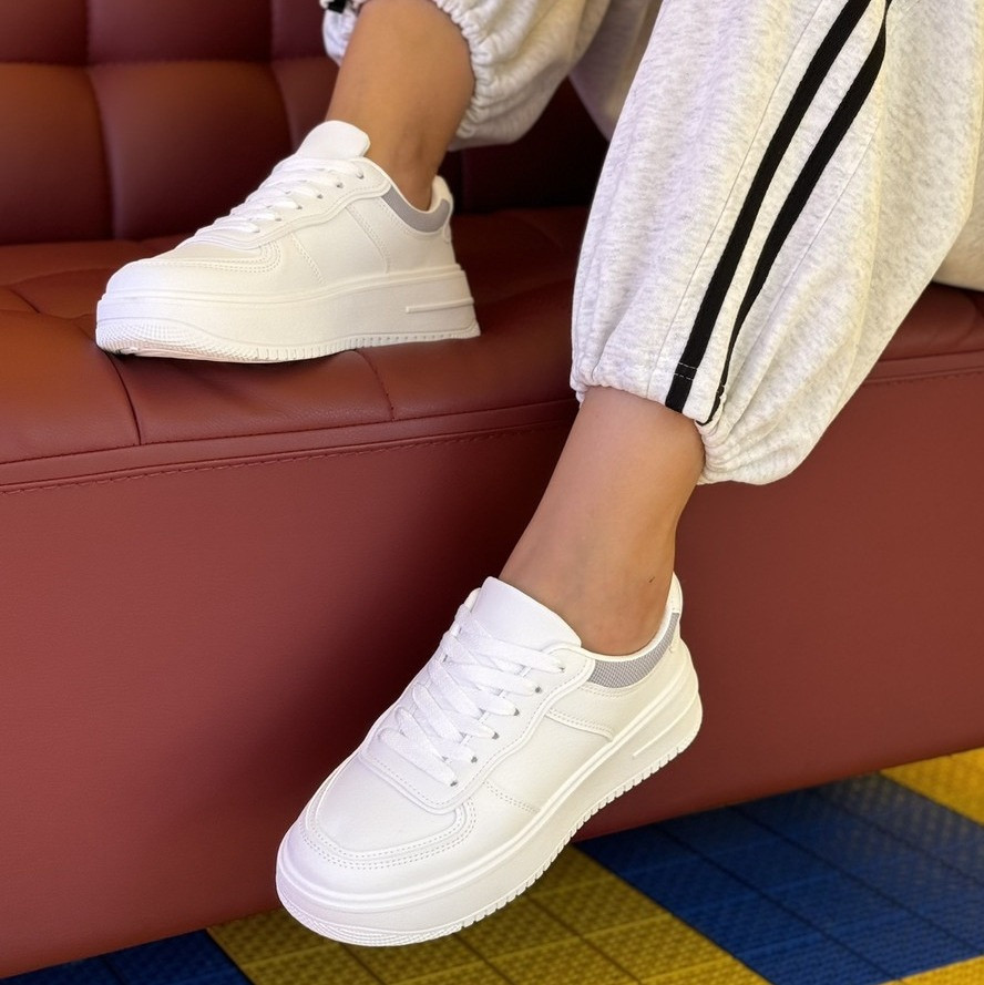 Кросівки жіночі маломірки білі демісезоні стильні (129862), фото 1