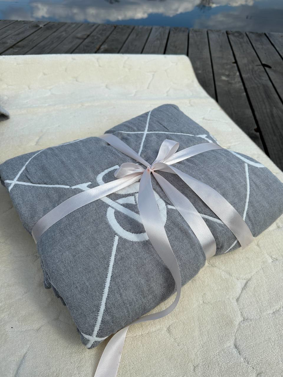 Покривало на ліжко бавовняне 150*200 Colourful home VS сірий колір