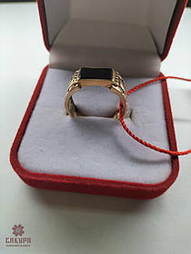 Золотий Перстень зі вставкою онікс