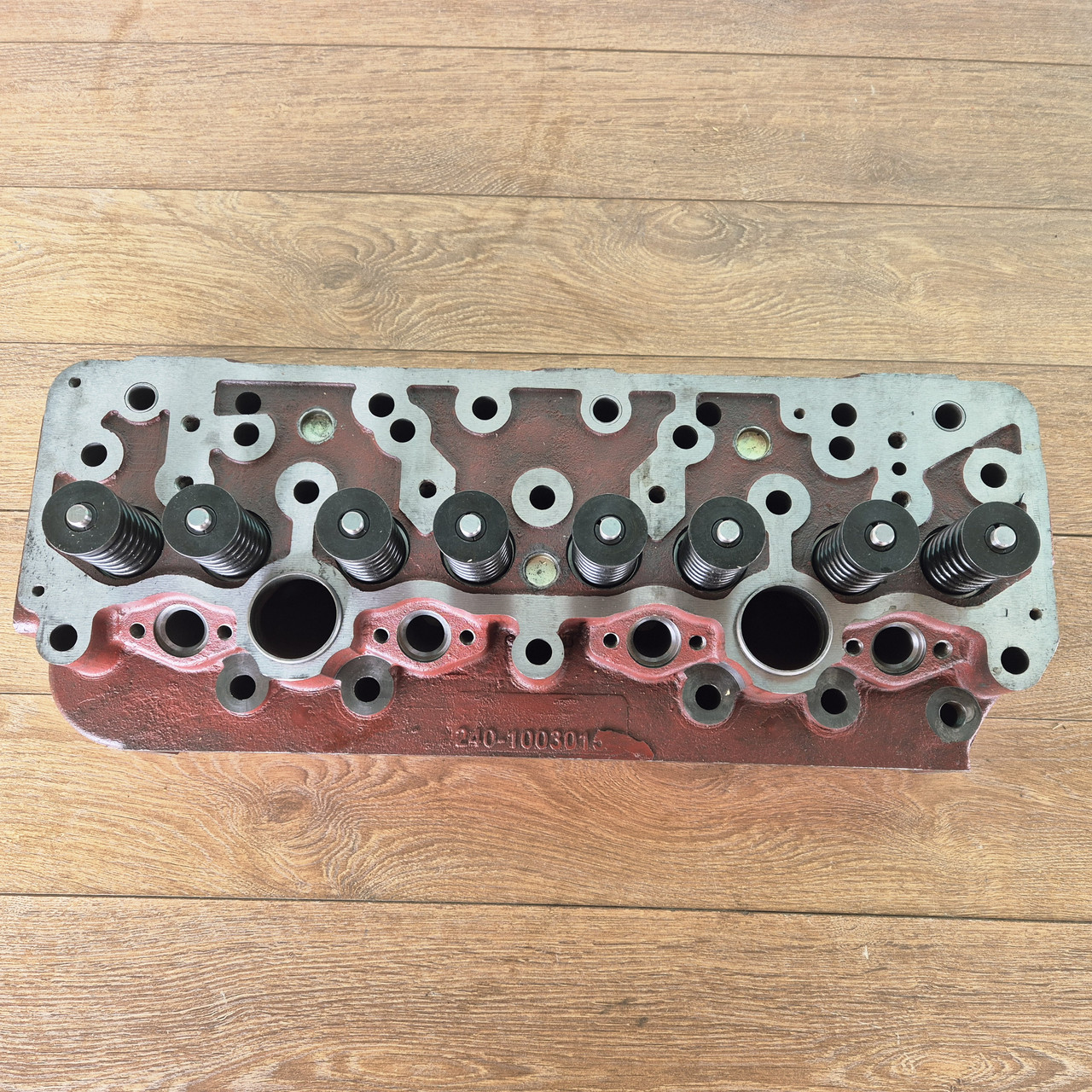 Головка блоку циліндрів МТЗ (в зборі)