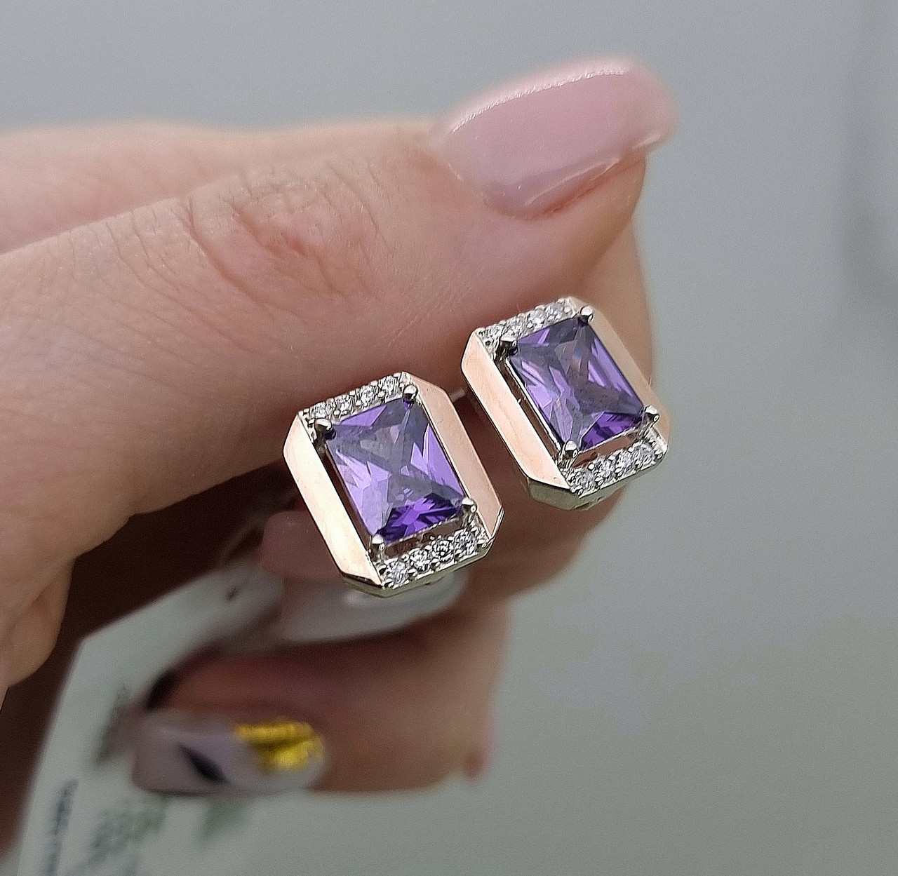 Сережки срібні з золотом прямокутної форми з фіанітом СОЛО (проба 925/375), фото 1