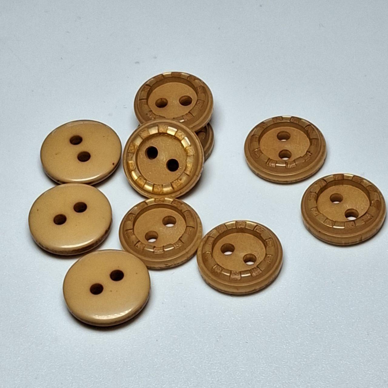 Ґудзик 12мм круглий матовий колір світло-коричневий з сатиновим обідком, прошивний на 2отвори, фото 1