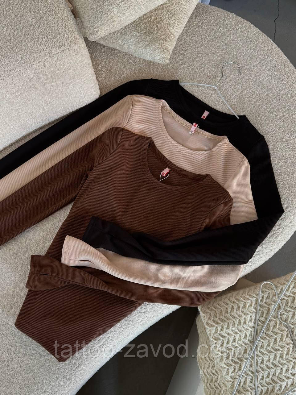 Лонгслів жіночий гумка з рубчиком Туреччина 42-46 чорний, шоколад, бежевий, фото 1