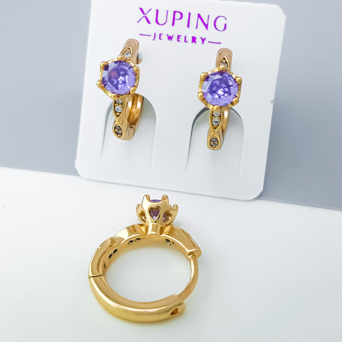 Сережки Сяйво з фіолетовим цирконом, медсплав Xuping позолота 18K, фото 1