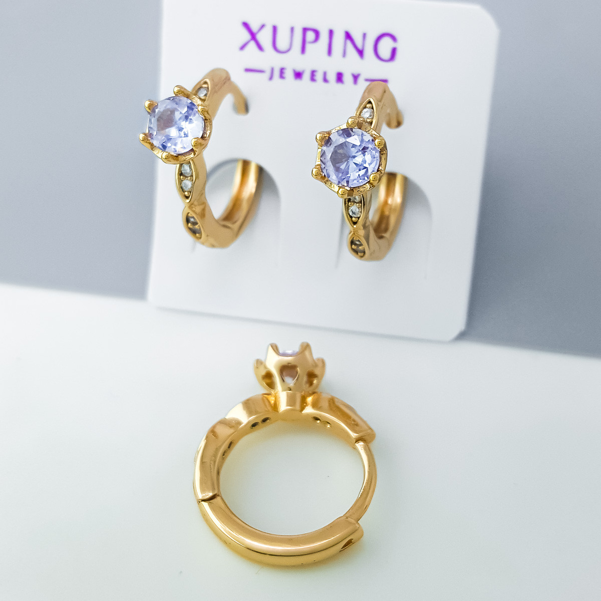 Сережки Сяйво з бузковим камінцем, медсплав Xuping позолота 18K, фото 1