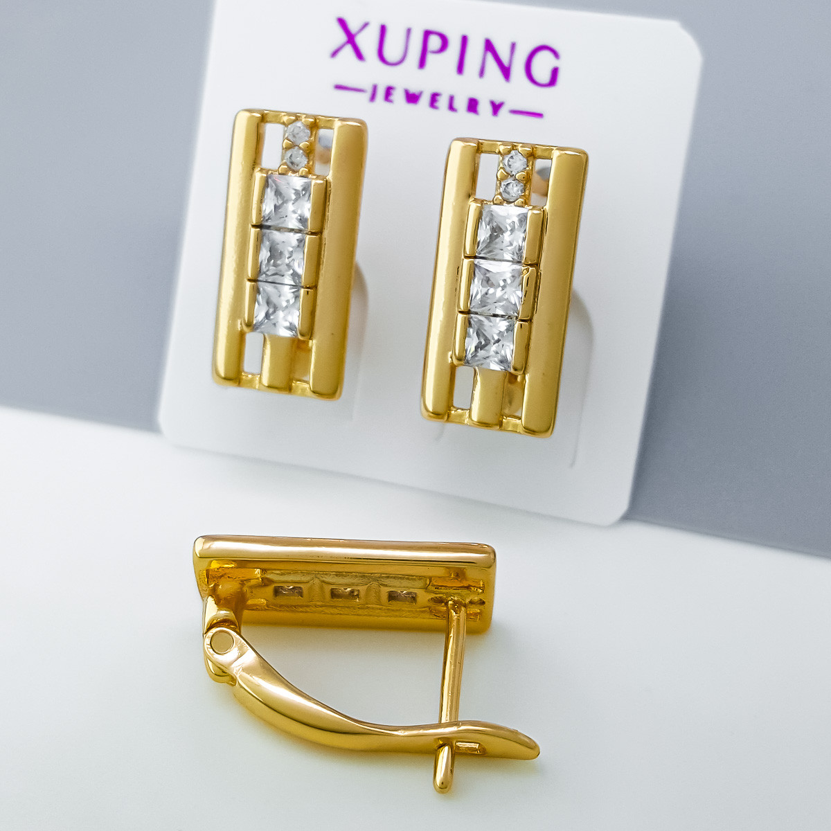 Сережки Рельєфні з кубічним цирконом, англ.замок, медзолото Xuping 18K, фото 1