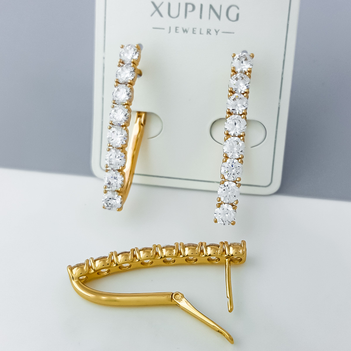 Сережки Дуга з білими камінчиками, англ.замок, медзолото Xuping 18K, фото 1