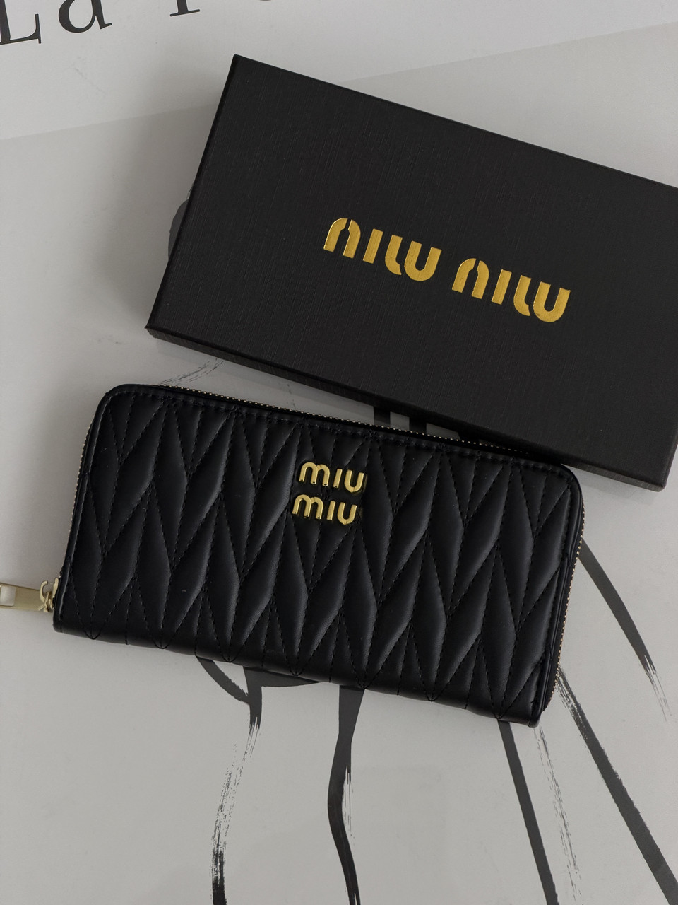 Гаманець Miu Miu жіночий великий чорний стьобаний, фото 1