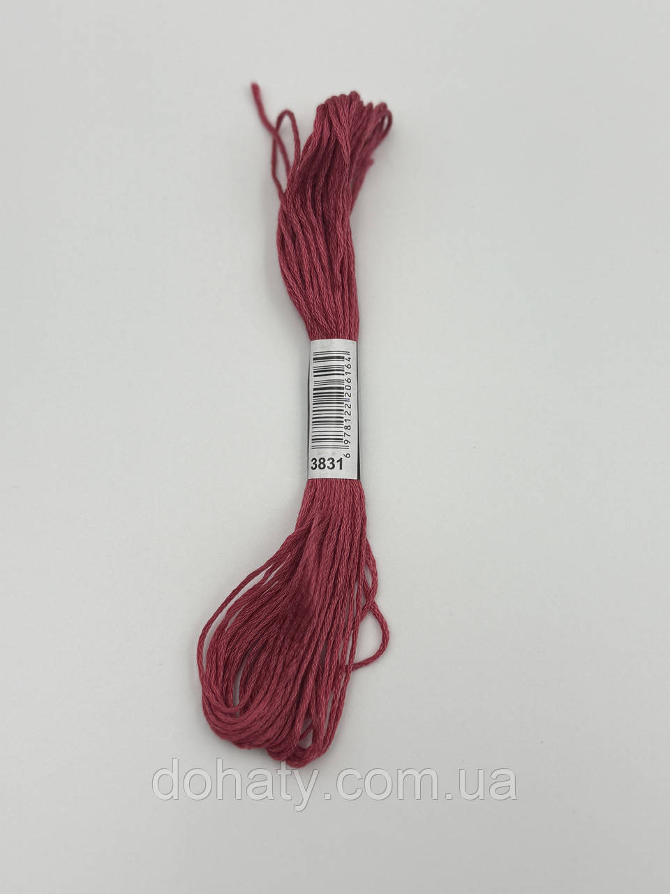 Нитки муліне 3831 Темно-малиновий – насичений для вишивання, фото 1