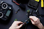 Як зібрати FPV-дрон: докладний гайд для новачків