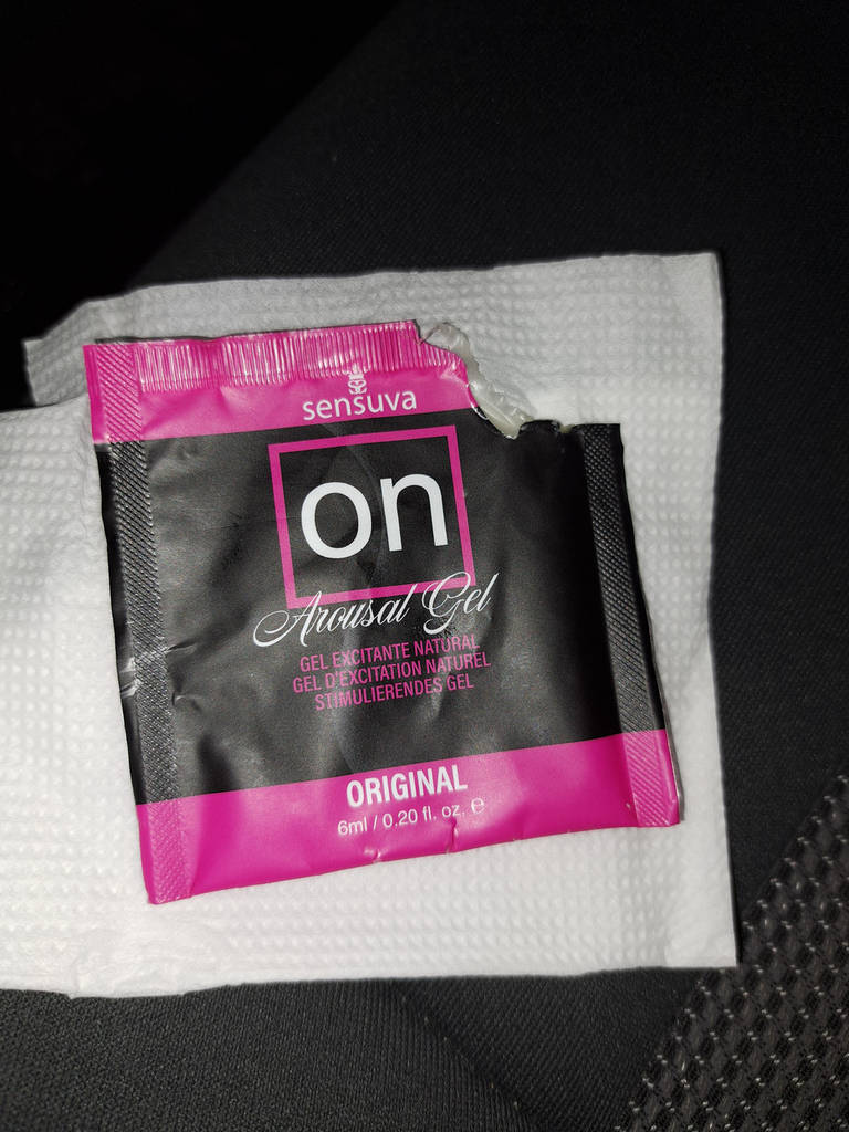 Гель для усиления женского оргазма, оргазмический гель, возбуждающий гель mini Love 10мл - фото покупателей 1