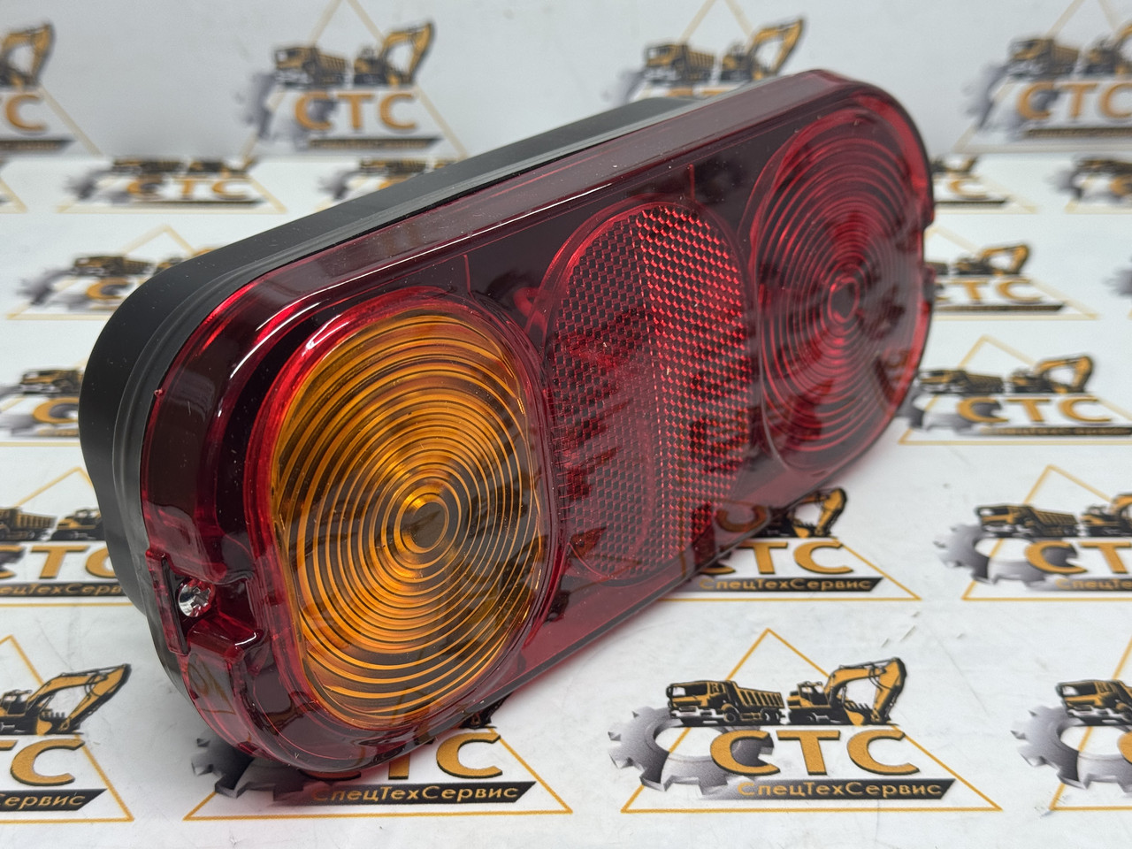 Ліхтар задній на JCB 3CX 4CX номер: 700/50018, фото 1