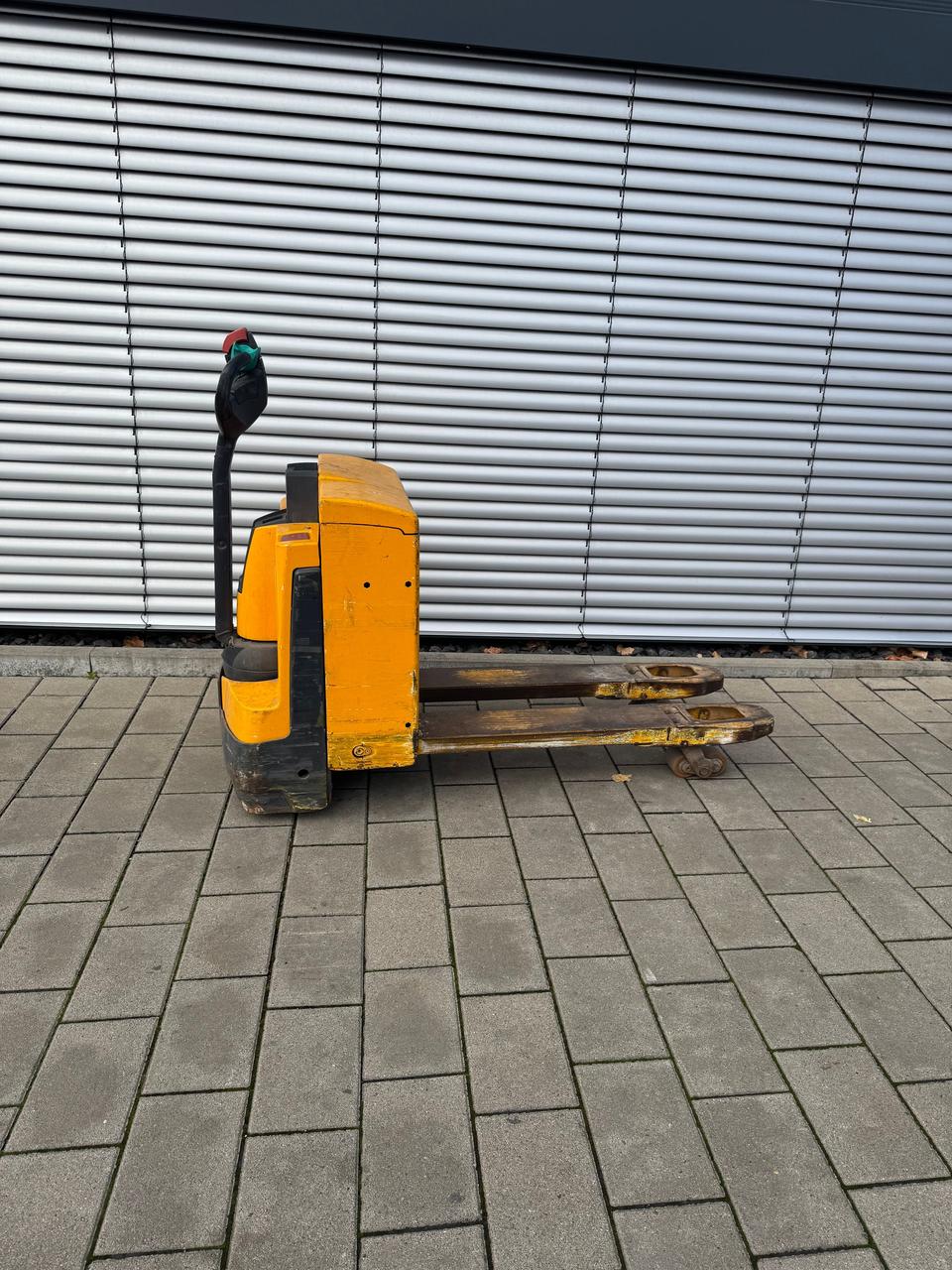 Electric Pallet Truck Jungheinrich EJE 118, фото 1