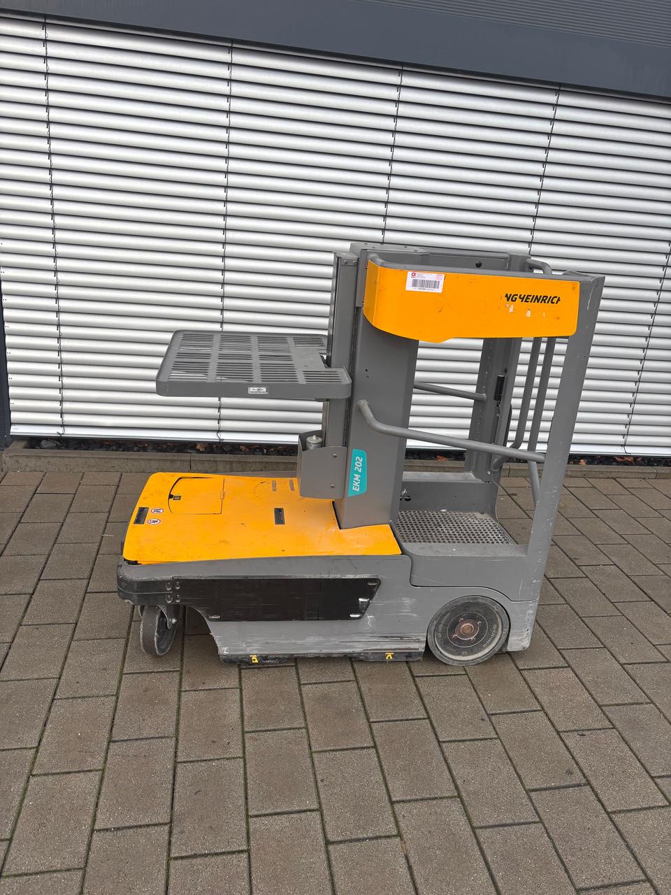 Vertical Order Picker Jungheinrich EKM 202, фото 1