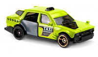 Базовая машинка Hot Wheels Time Attaxi