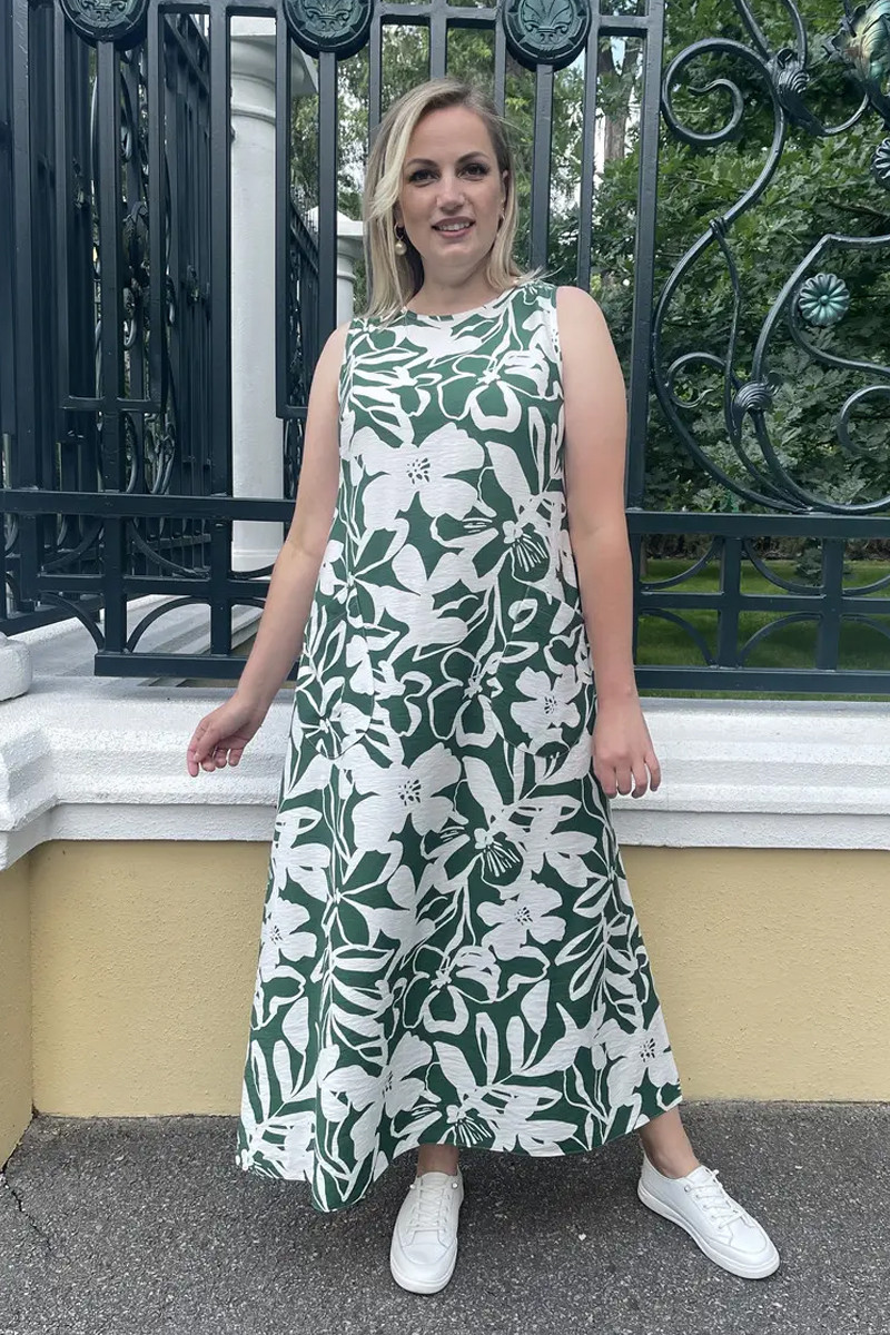 Жіночий літній сарафан батал лляний великі розміри 50-60 зелені квіти